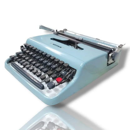 Olivetti Lettera Typewriter 22 Glasgow Edition