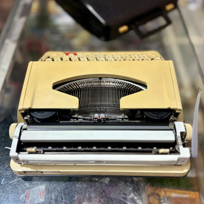 Brother Deluxe 850 Tr Typewriter