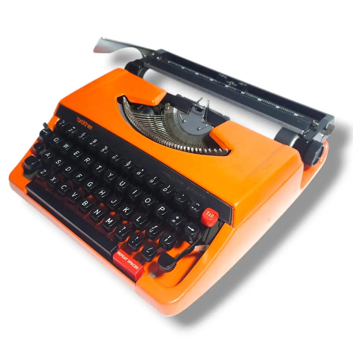 Brother Deluxe 250 T R Typewriter
