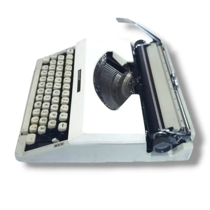 Madi 2000 Typewriter