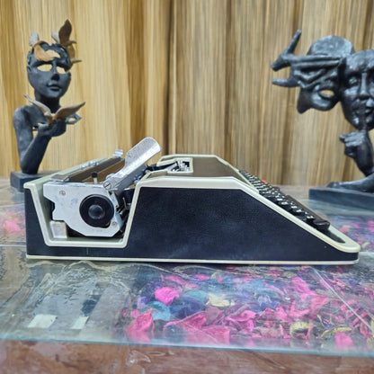 Olivetti Lettera Dl Typewriter