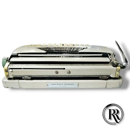 Olympia Splendid 33 Typewriter