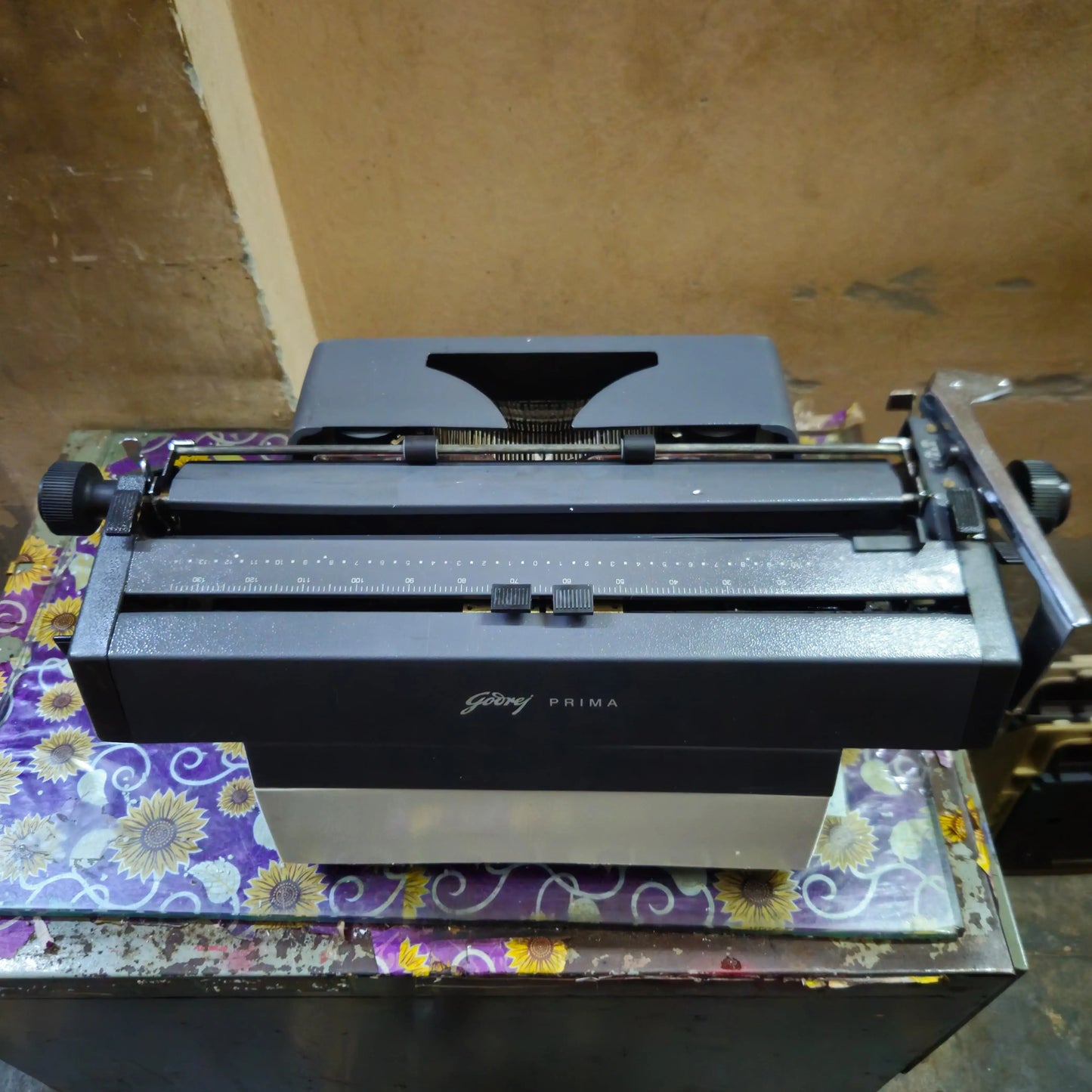 Godrej Prima Kannada Brief Typewriter