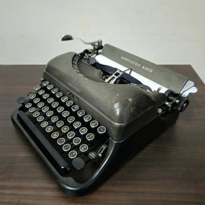 Vintage Remington Deluxe Model 5 Typewriter
