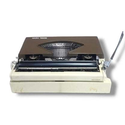 Royal Safari Portable English Typewriter