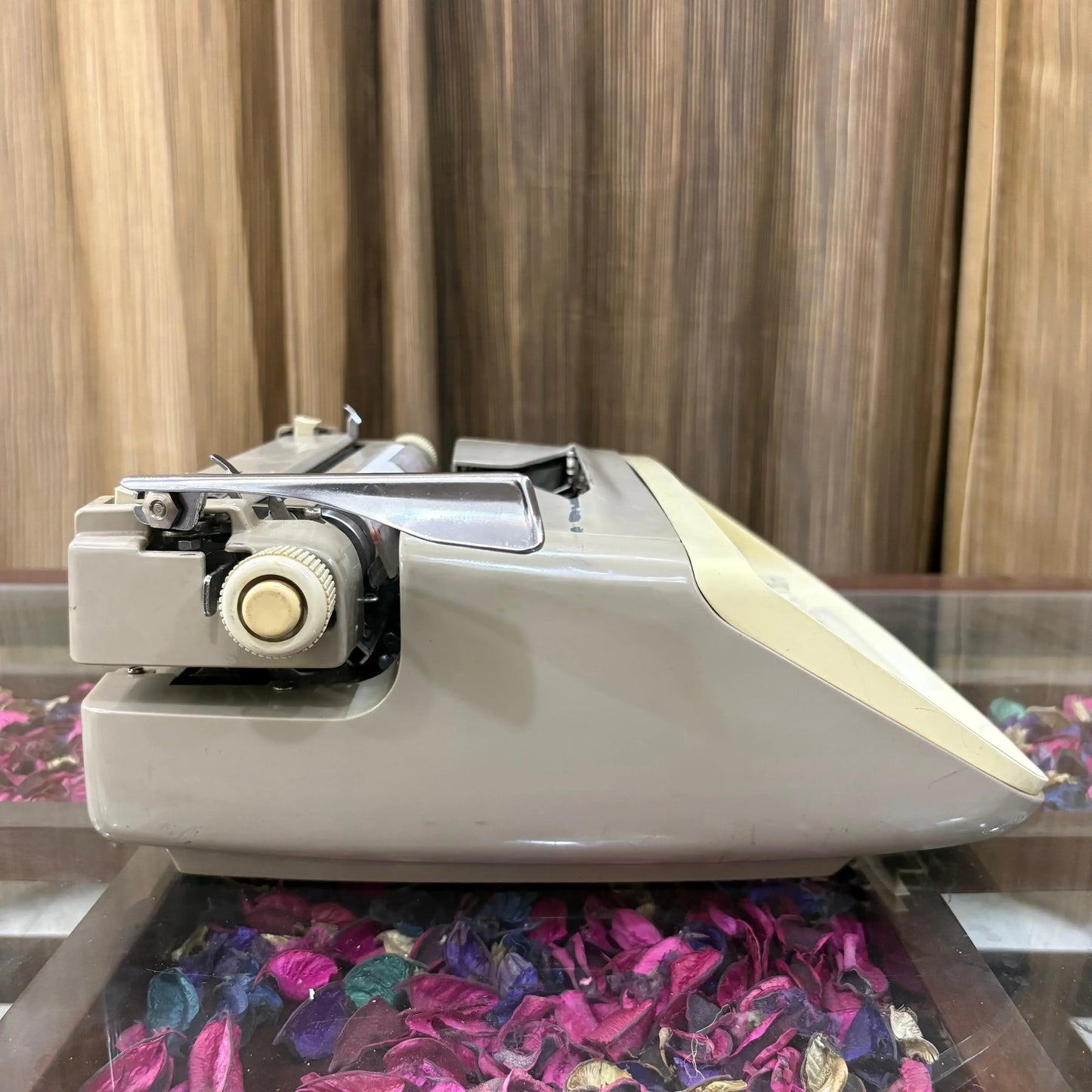 Royal Safari Portable Typewriter