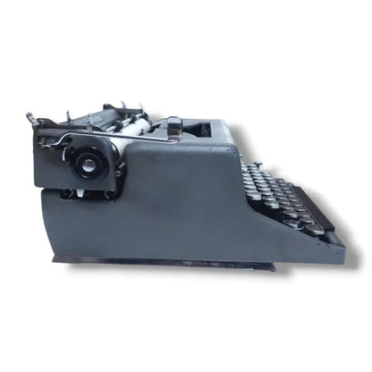 Side carriage detail of Royal portable typewriter – typewriter store RR Typewriter Mart India