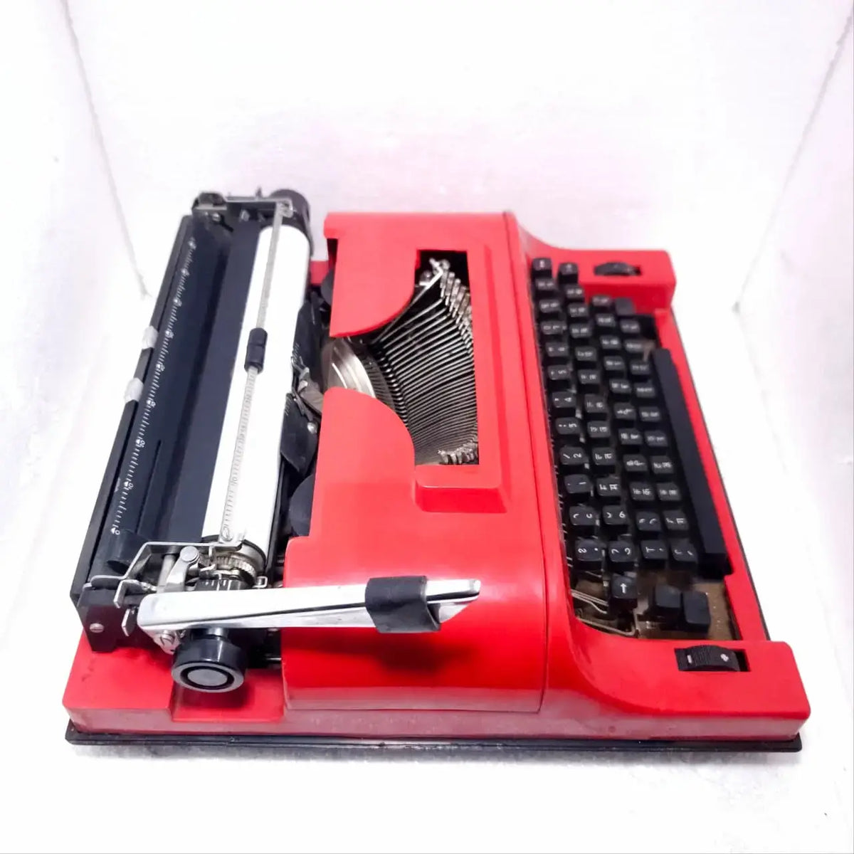 Remington Hindi Travel Riter Portable Typewriter