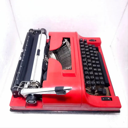 Remington Hindi Travel Riter Portable Typewriter