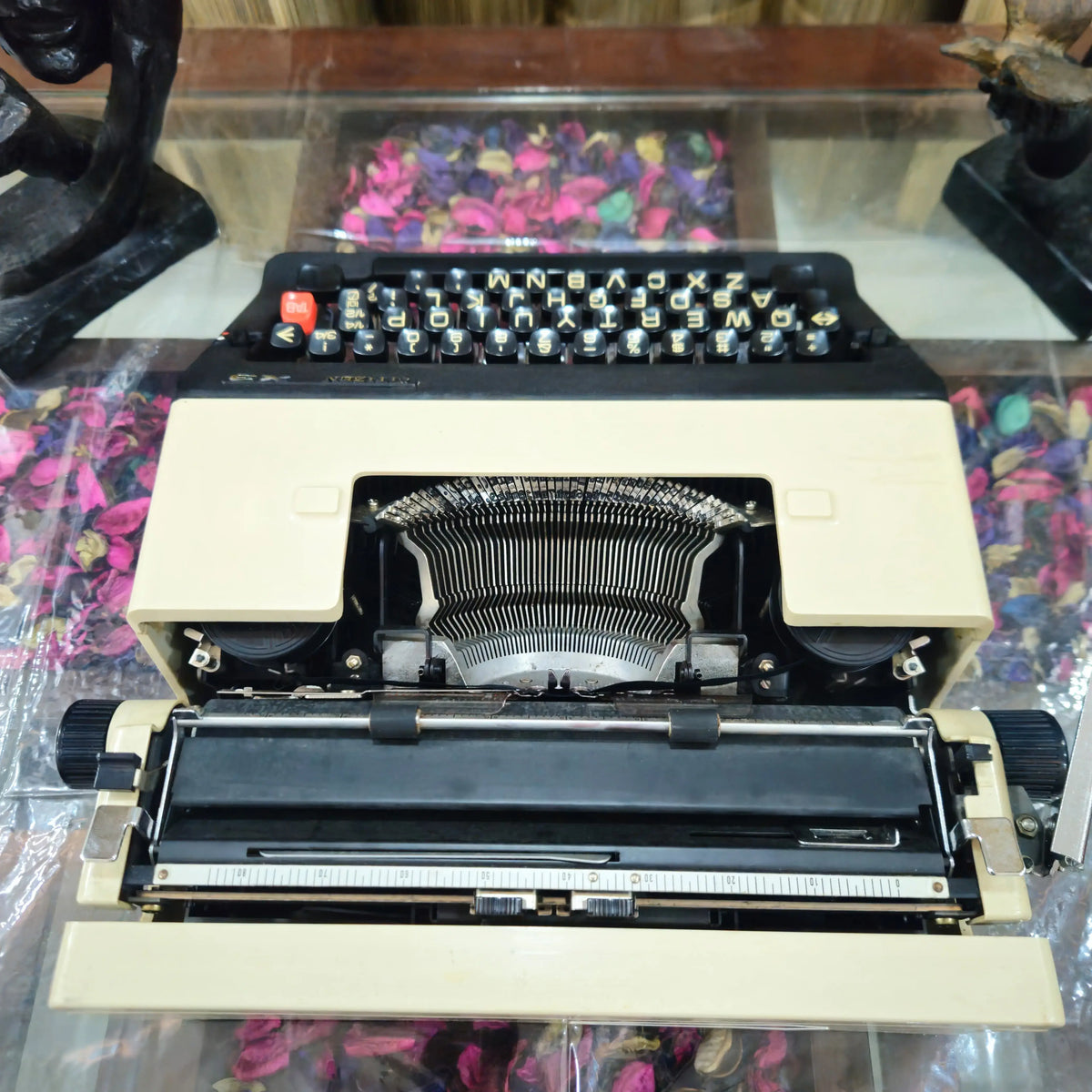 Citizen X3 Portable English Typewriter