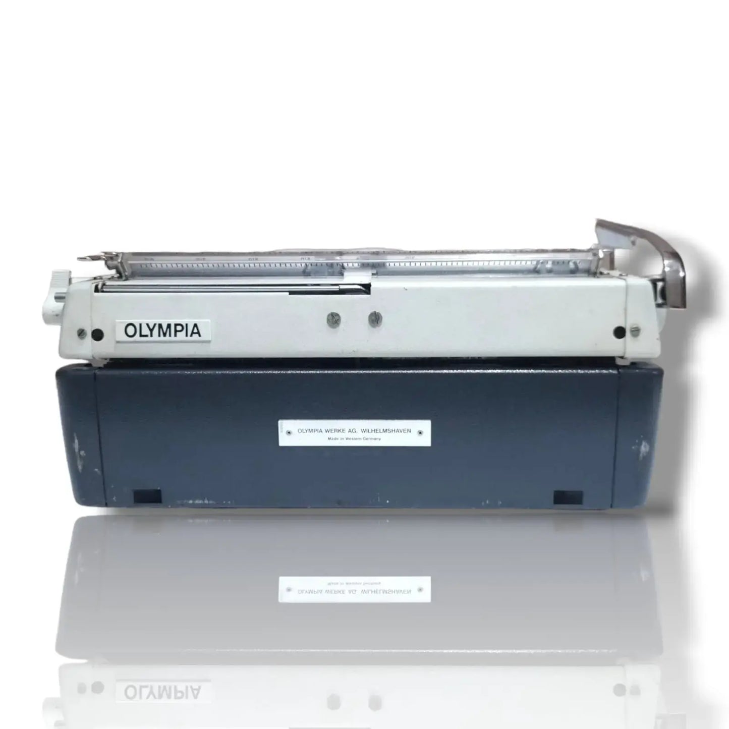 Olympia sm8 Portable Typewriter