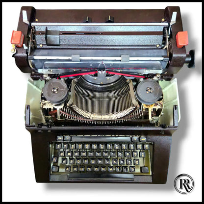Facit 1740 Metal Body English Typewriter