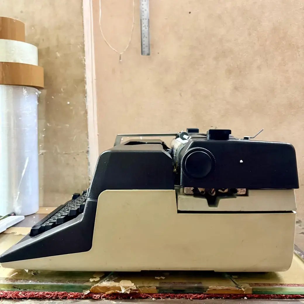 Facit Hindi Manual Typewriter Foolscap Size