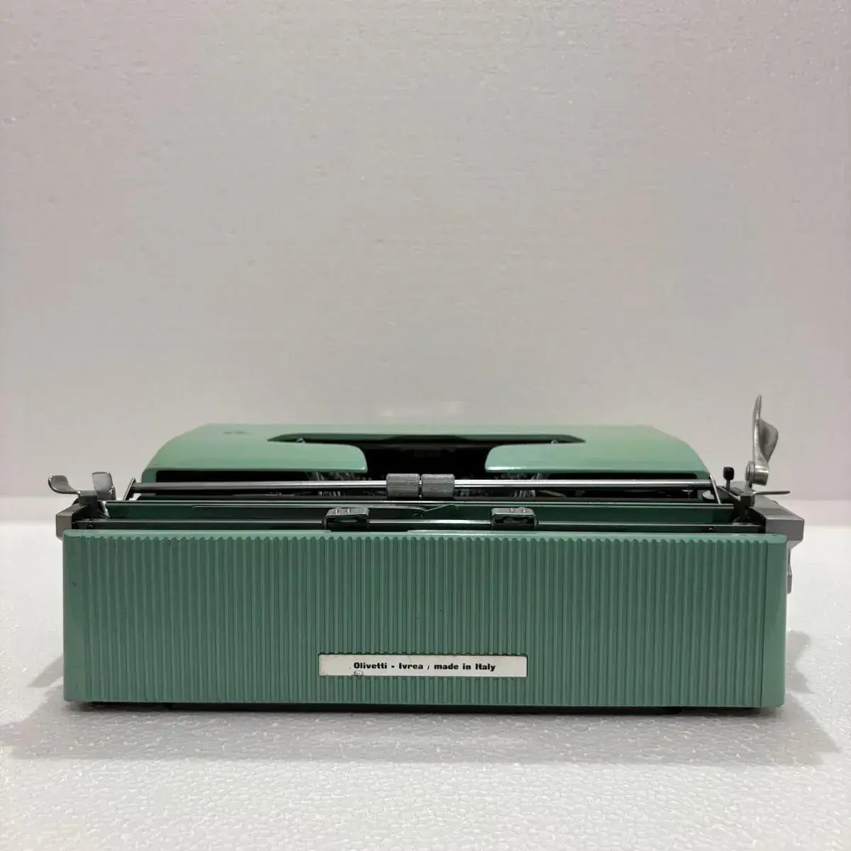 Olivetti Lettera 32 Typewriter