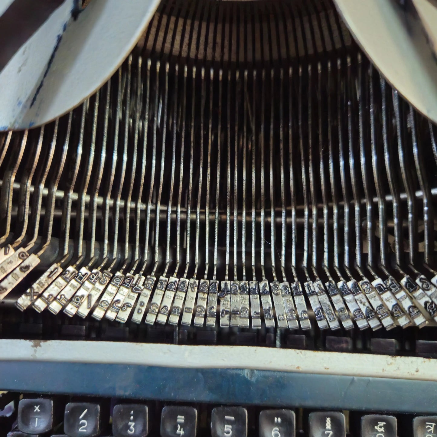 Remington Super Riter Hindi Typewriter