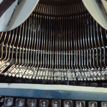 Remington Super Riter Hindi Typewriter