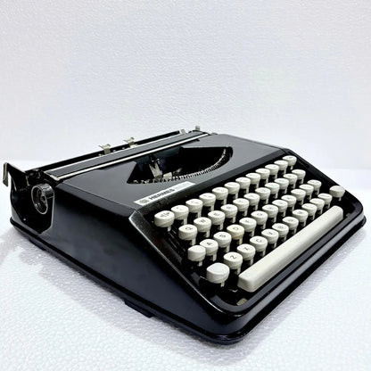 Hermes Baby Black Shadow typewriter with hard case, portable manual English typewriter, RR Typewriter Mart online