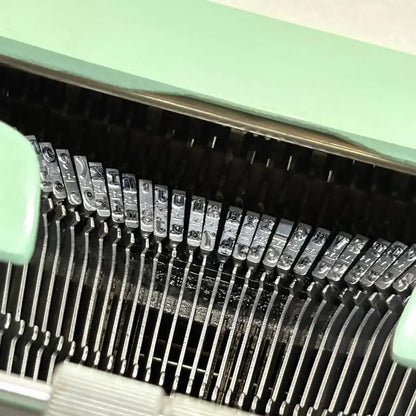 Olivetti Lettera 32 Typewriter