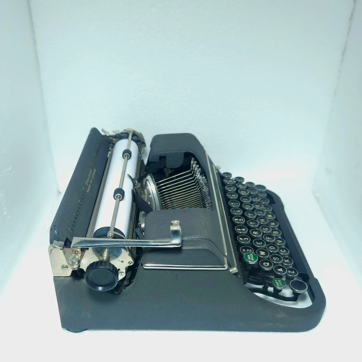 Universal Underwood Classic Typewriter