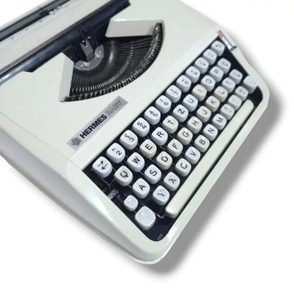 Hermes Babyy Typewriter