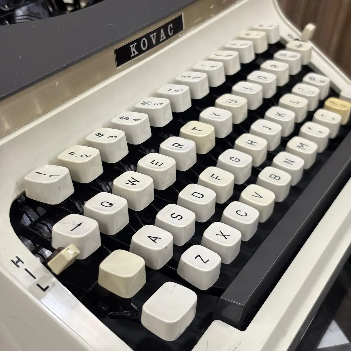 Buy a Kovac manual typewriter with original grey and ivory white finish, traditional typing mechanism and vintage appeal | RR Typewriter Mart