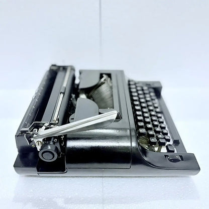Remington 20 Obsidian Typewriter