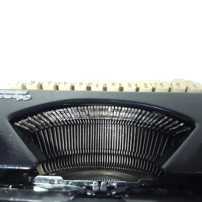 Olympia Splendid 66 Typewriter
