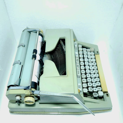 Og Hermes 3000 Typewriter