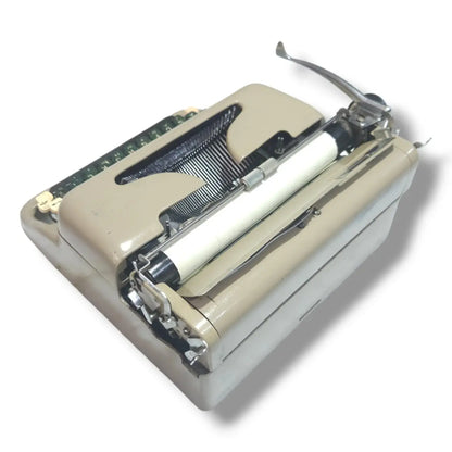 Zeta Portable Typewriter