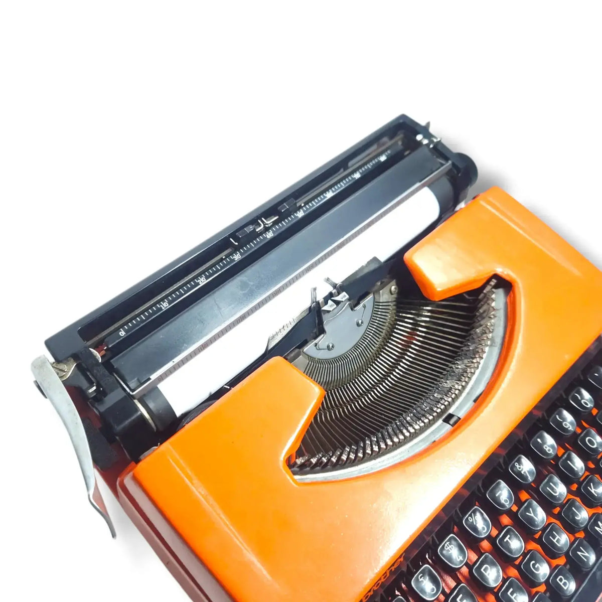 Brother Deluxe 250 T R Typewriter