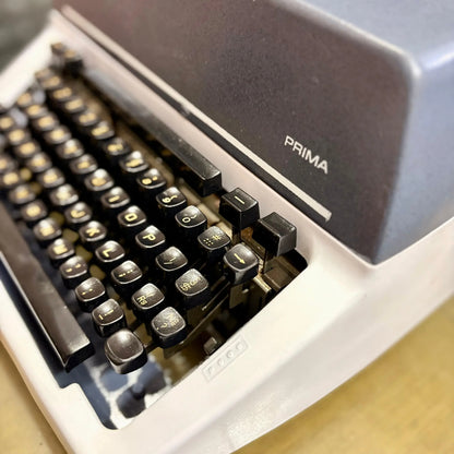 Godrej Prima English Handwriting Print Typewriter