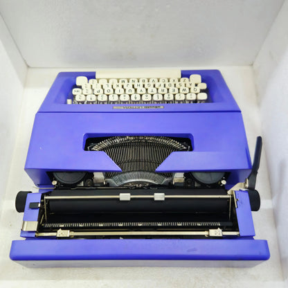 Olivetti Carbon Violet Lettera 25 Typewriter
