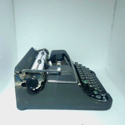 Universal Underwood Classic Typewriter
