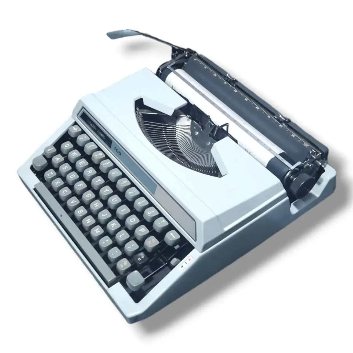 Silver Reed 100 Typewriter