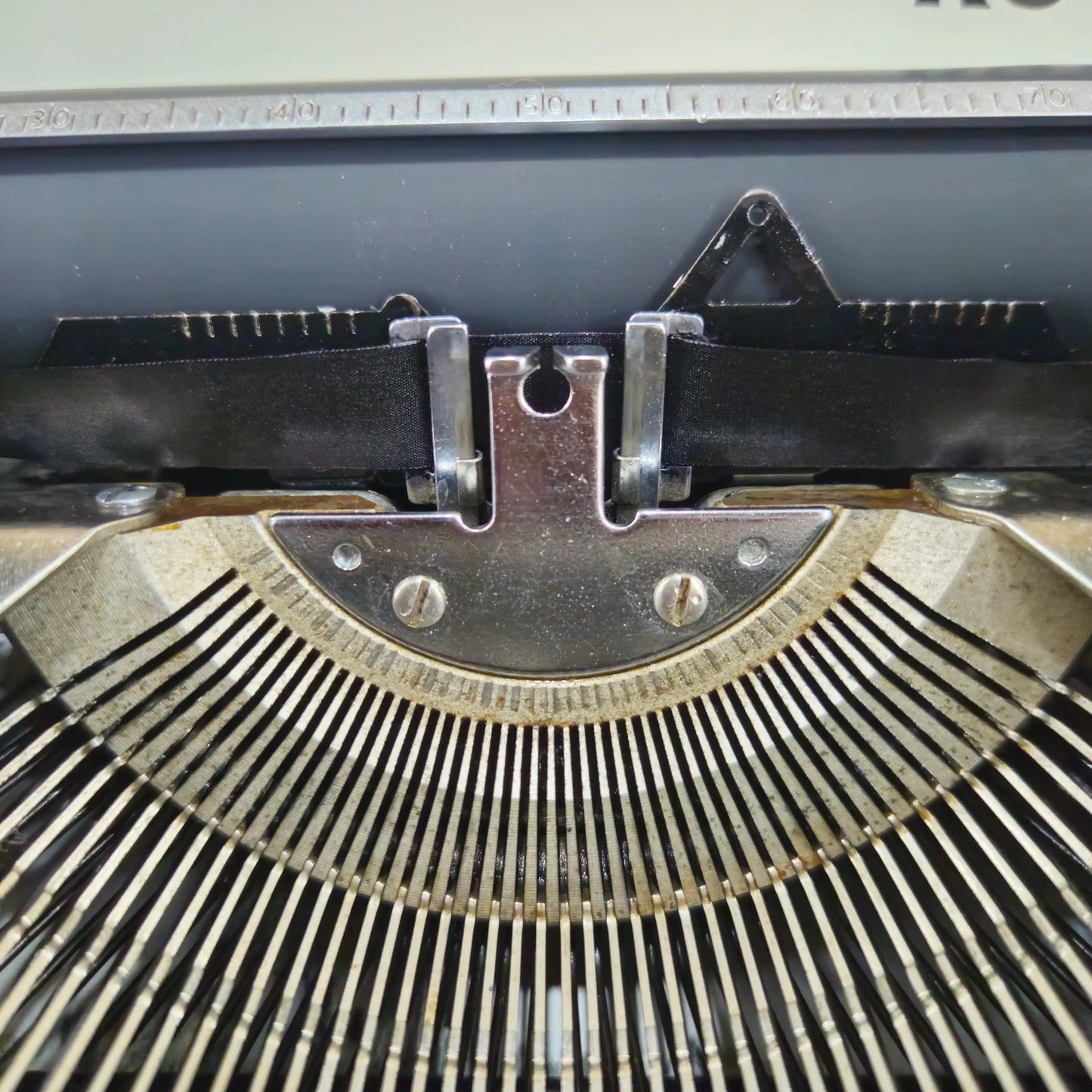 Royal 200 Tabulation English Typewriter