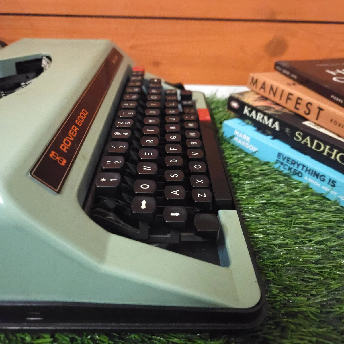 Rover 6000 De Luxe Typewriter