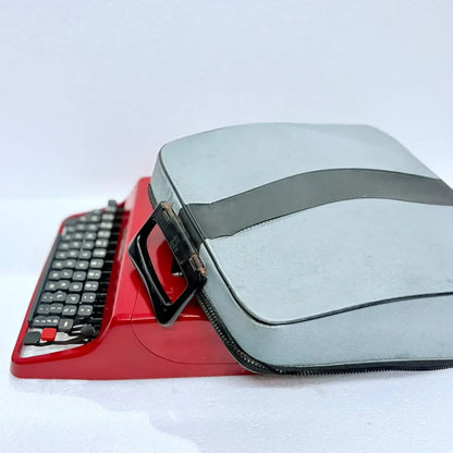 Olivetti Lettera 32 Rosso Red