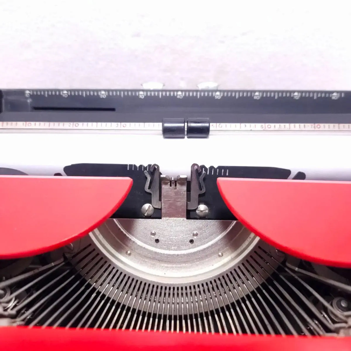 Remington Hindi Travel Riter Portable Typewriter