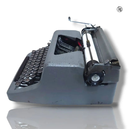 Royal Deluxe Aristocrat Typewriter