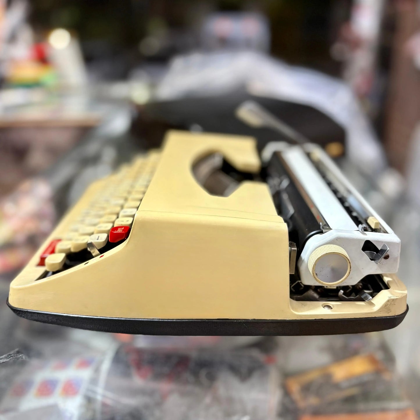Brother Deluxe 850 Tr Typewriter