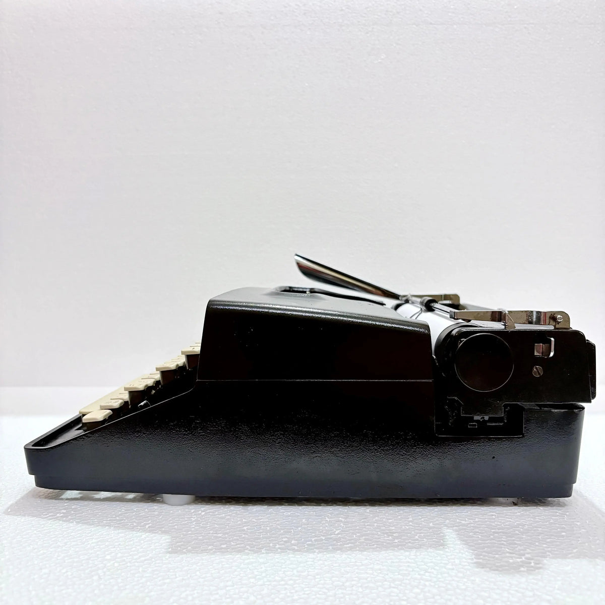 Remington Monarch Typewriter Obsidian Black