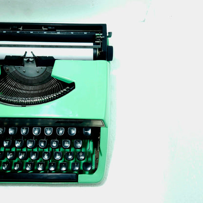 Brother Charger 11 Electric Green Typewriter
