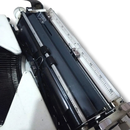 Olympia sm8 Portable Typewriter