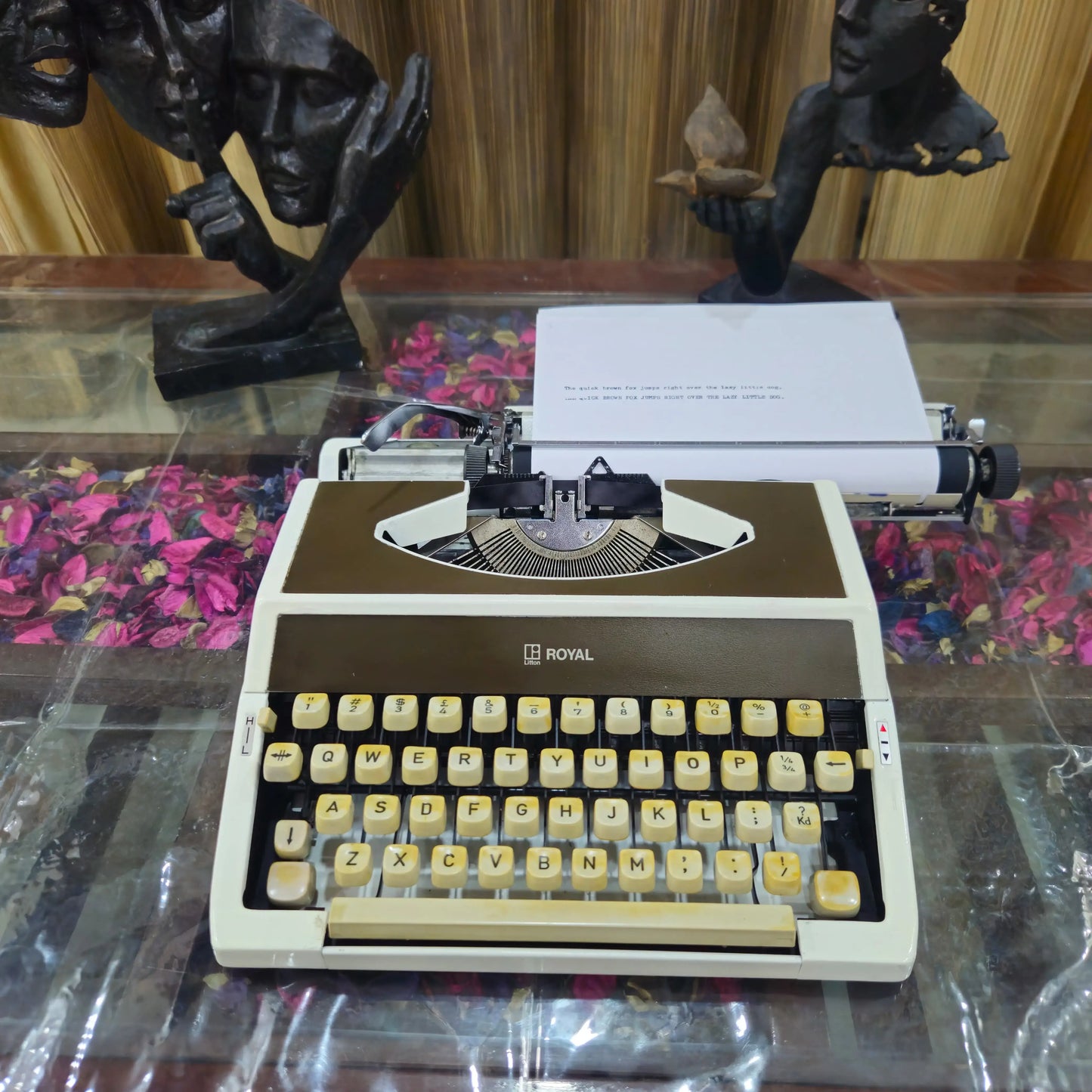 Royal 200 Tabulation English Typewriter