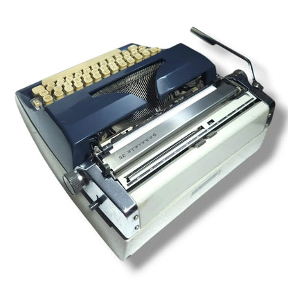 Adler Gabriele 35 Typewriter