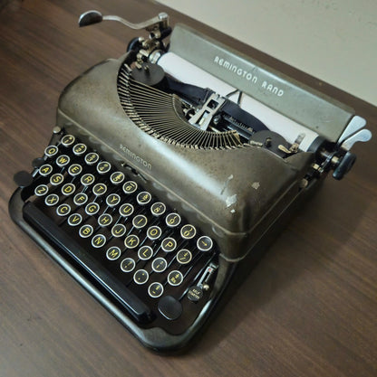 Vintage Remington Deluxe Model 5 Typewriter