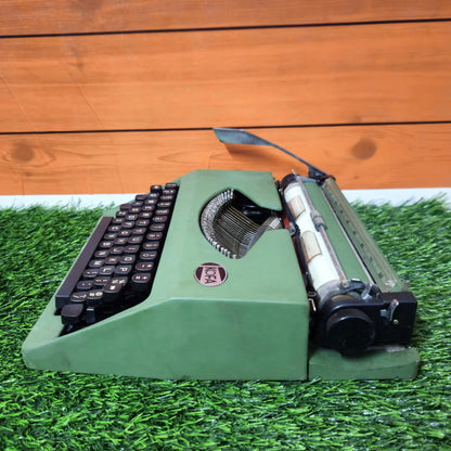 Kofa 100 English Typewriter