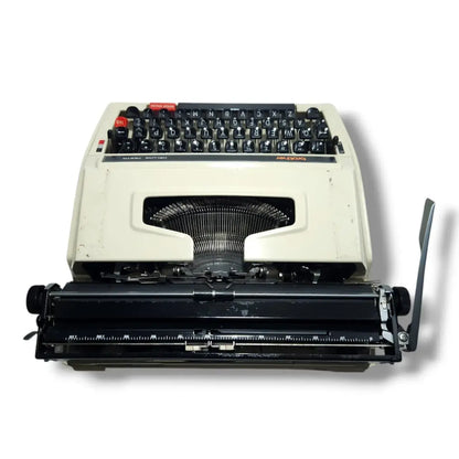 Brother Deluxe 762 Tr Typewriter