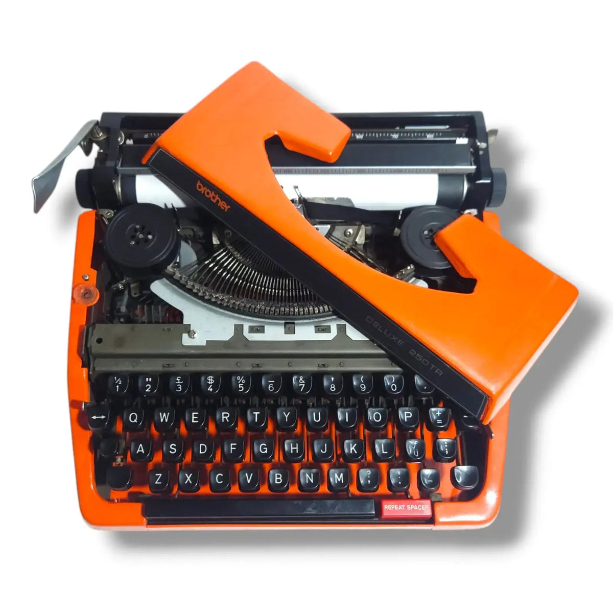 Brother Deluxe 250 T R Typewriter