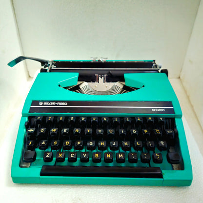 Silver Reed S R 200 Tropical Teal Typewriter